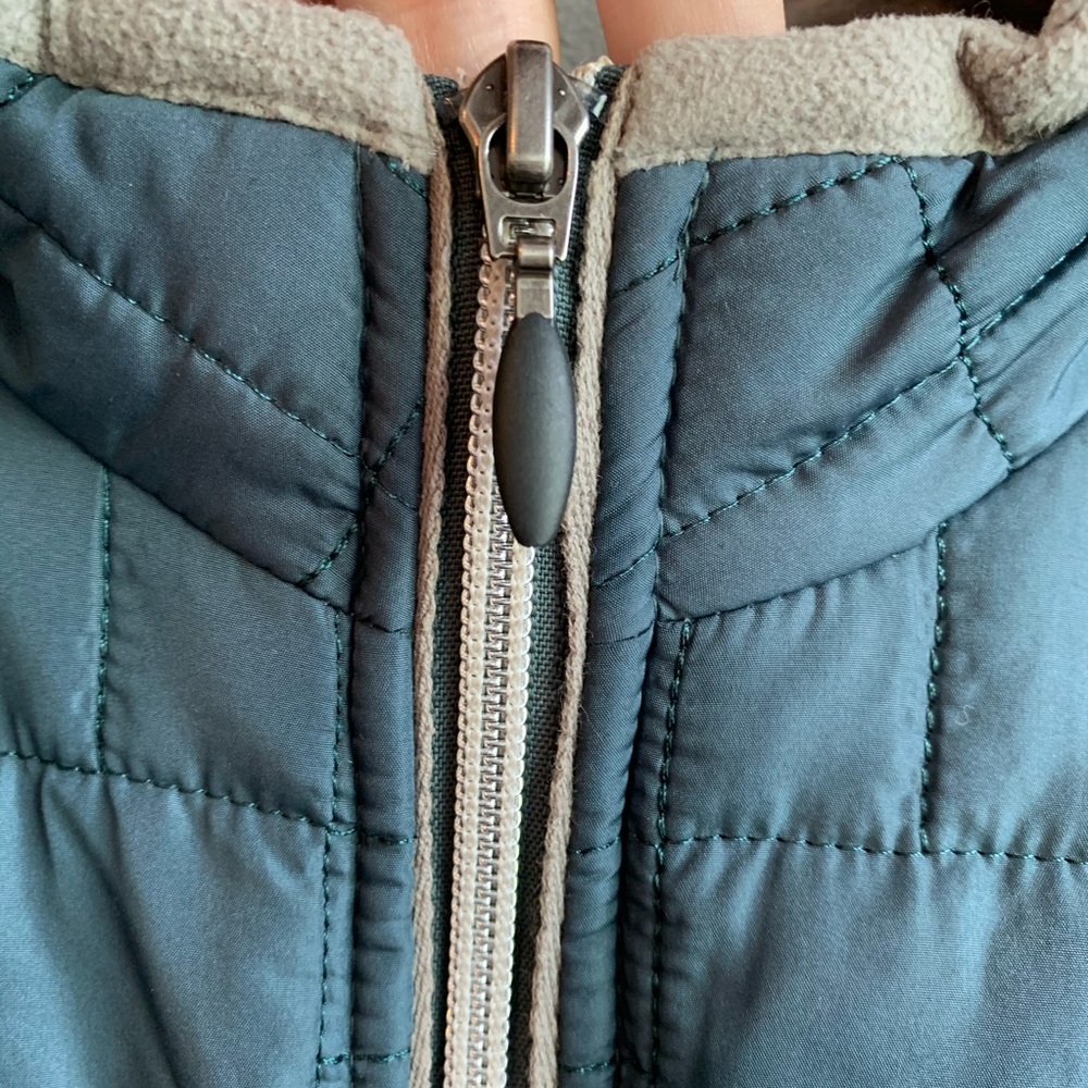 Aventura Teal & Gray Square Stitched Vest - Picture 4 of 5